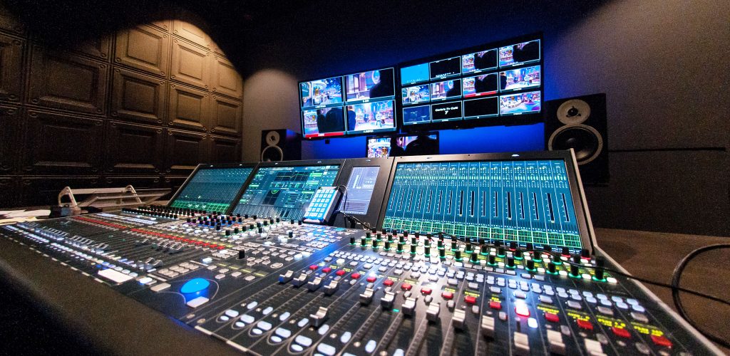 5bc9fe82c6c2f50fa41f0874_CloudProductionMain